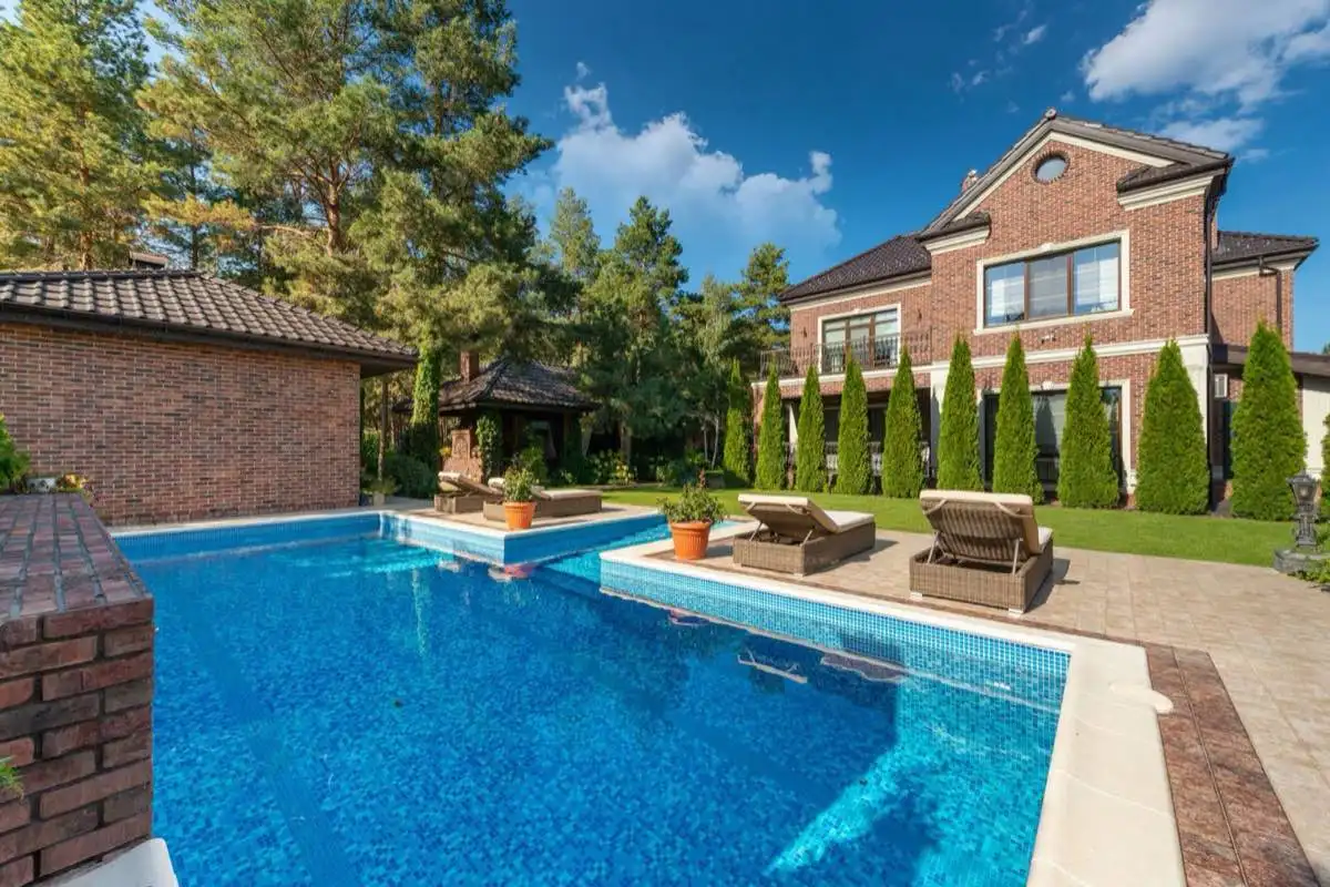 Pool Leak Detection & Repair in Anaheim, CA